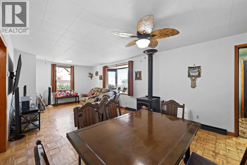 339 3 Street, Irricana, Alberta  T0M 1B0 - Photo 11 - A2287598