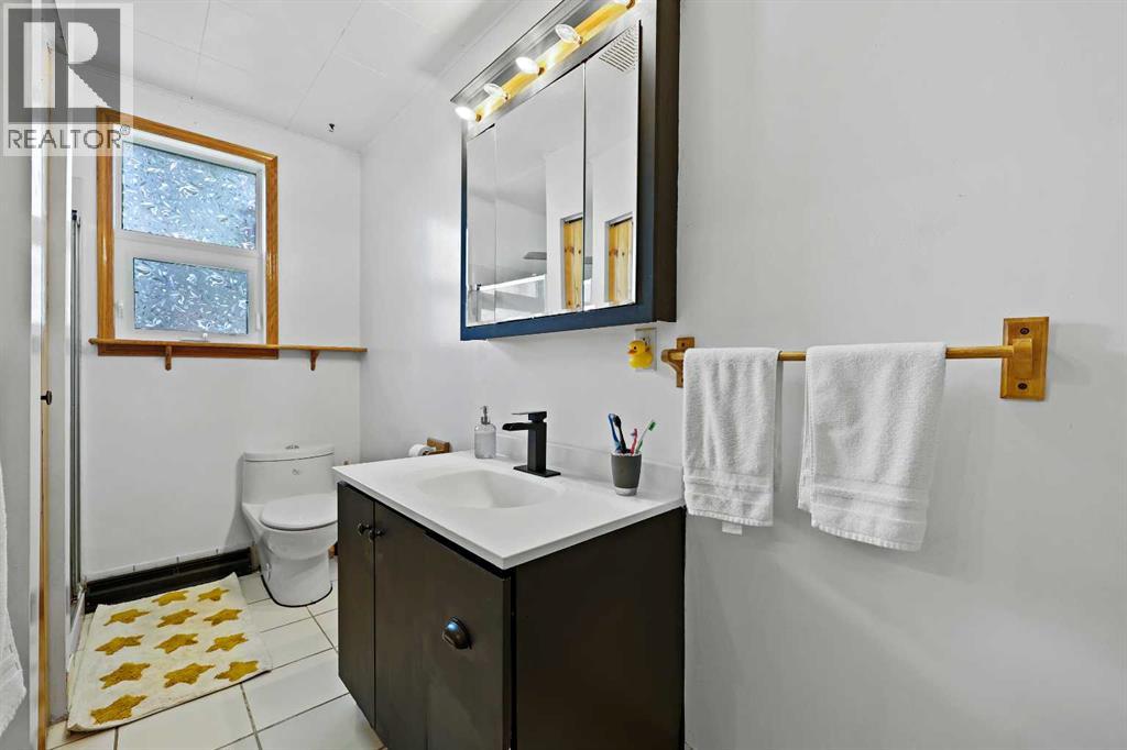 339 3 Street, Irricana, Alberta  T0M 1B0 - Photo 23 - A2287598