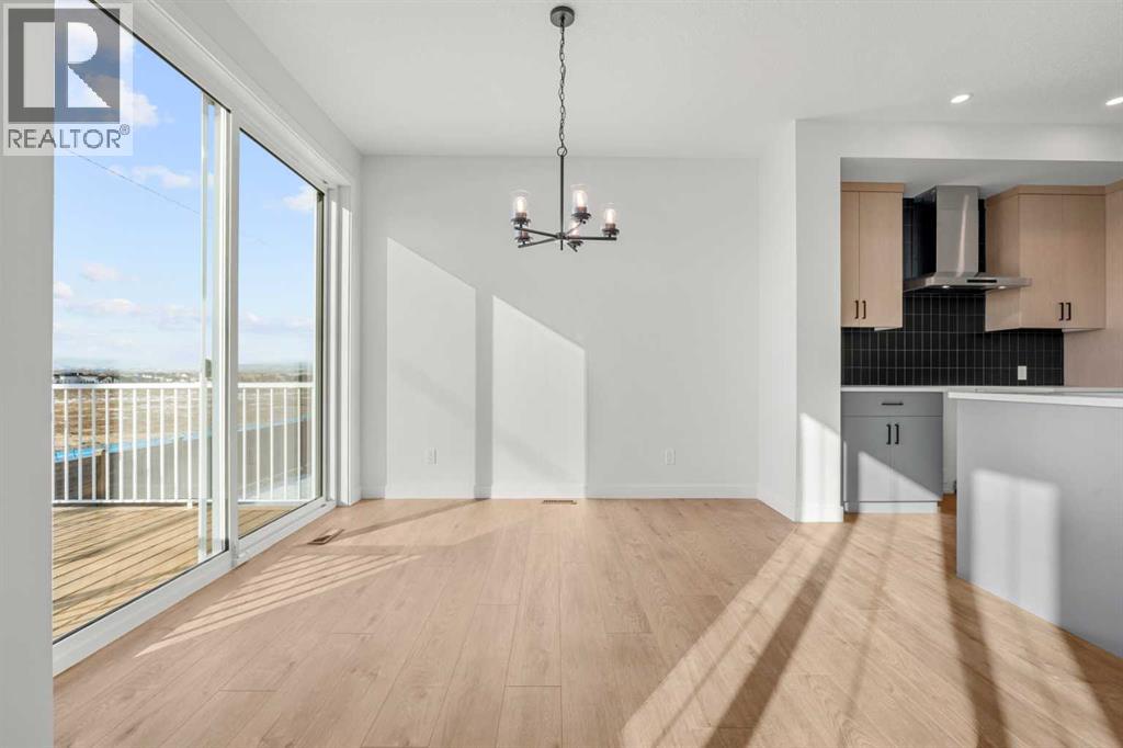 512 Lawthorn Way SE, Airdrie, Alberta  T4A 3N9 - Photo 14 - A2292536