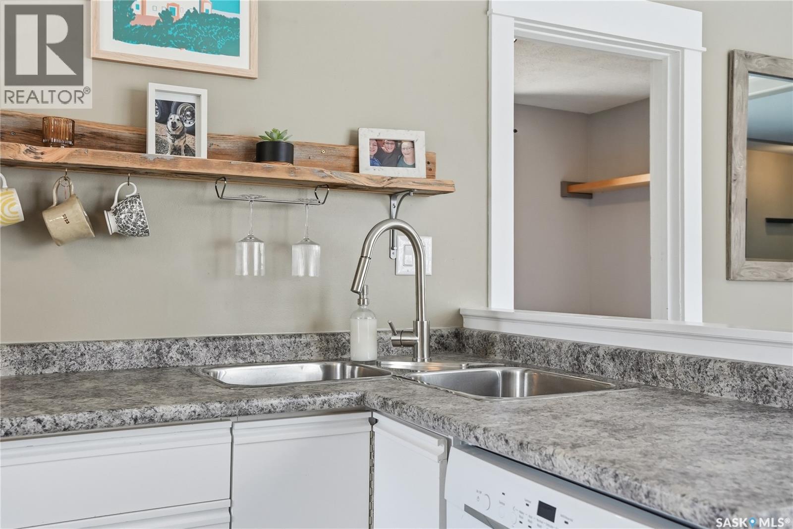 210 Cruise Street, Saskatoon, Saskatchewan  S7N 2C3 - Photo 11 - SK033350