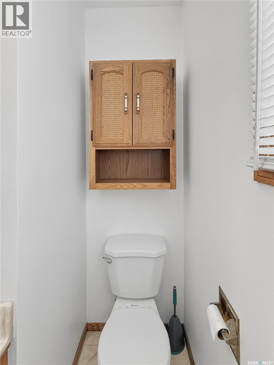 525 6th Avenue Nw, Swift Current, Saskatchewan  S9H 0Y4 - Photo 11 - SK033340