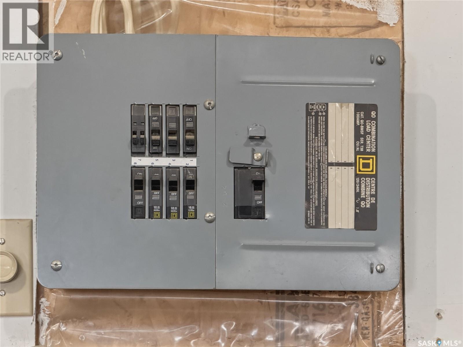 525 6th Avenue Nw, Swift Current, Saskatchewan  S9H 0Y4 - Photo 22 - SK033340