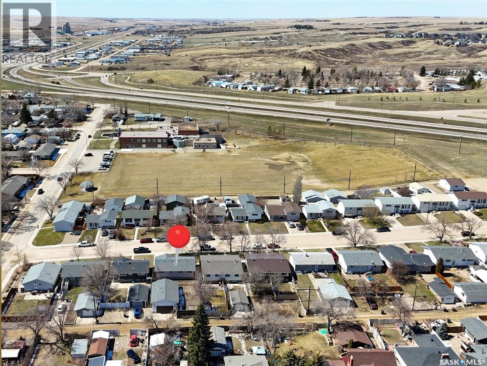 525 6th Avenue Nw, Swift Current, Saskatchewan  S9H 0Y4 - Photo 25 - SK033340