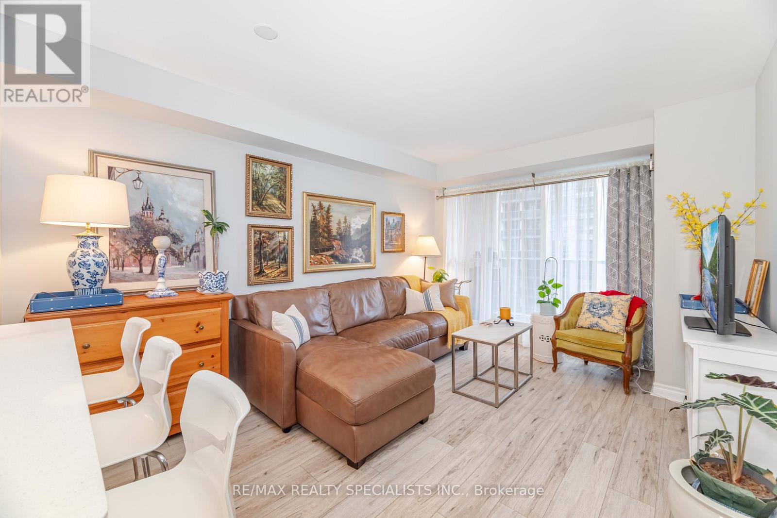 1005 - 5 Michael Power Place, Toronto, Ontario M9A 0A3 - Photo 13 - W13018662
