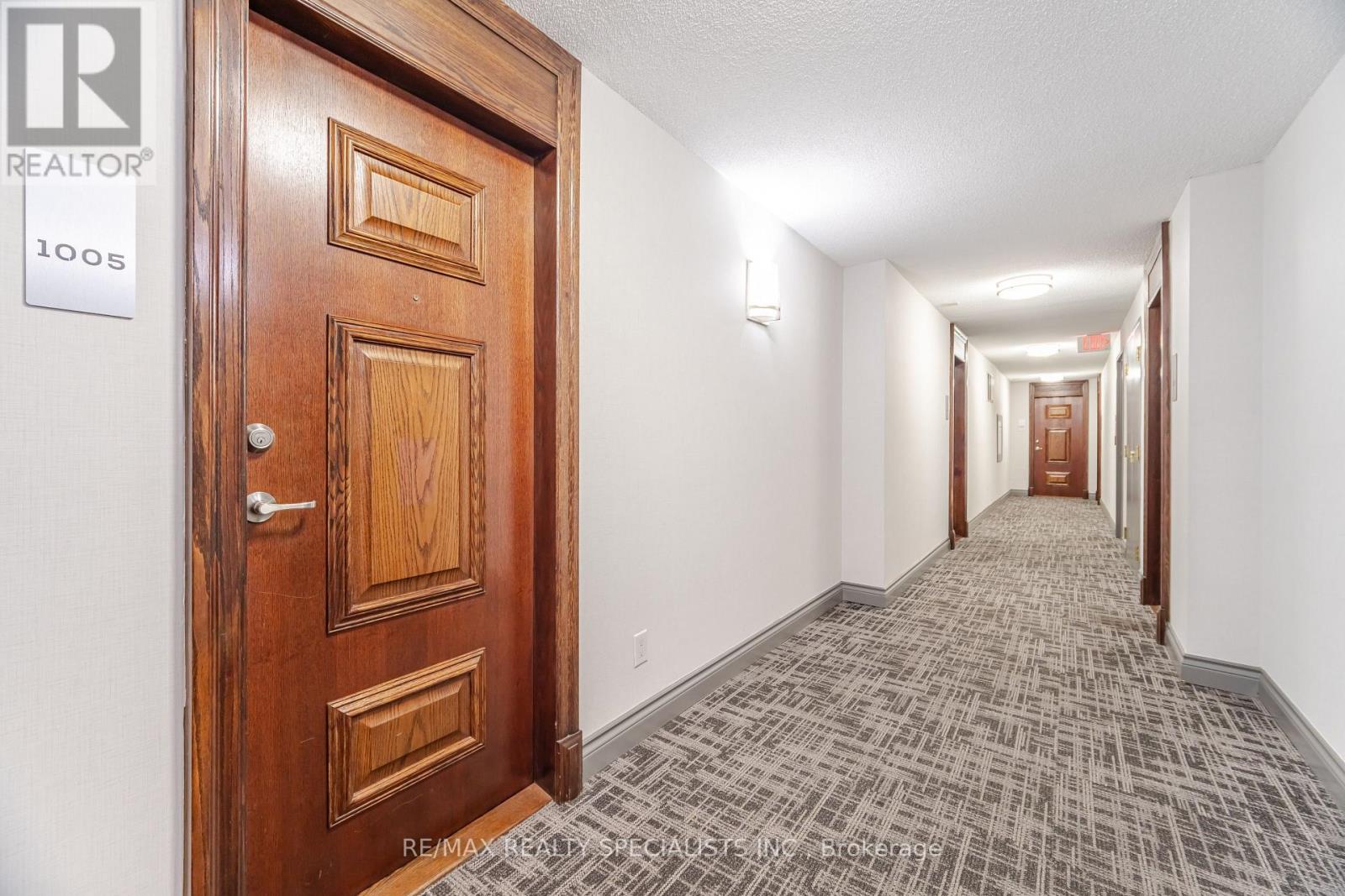 1005 - 5 Michael Power Place, Toronto, Ontario M9A 0A3 - Photo 4 - W13018662