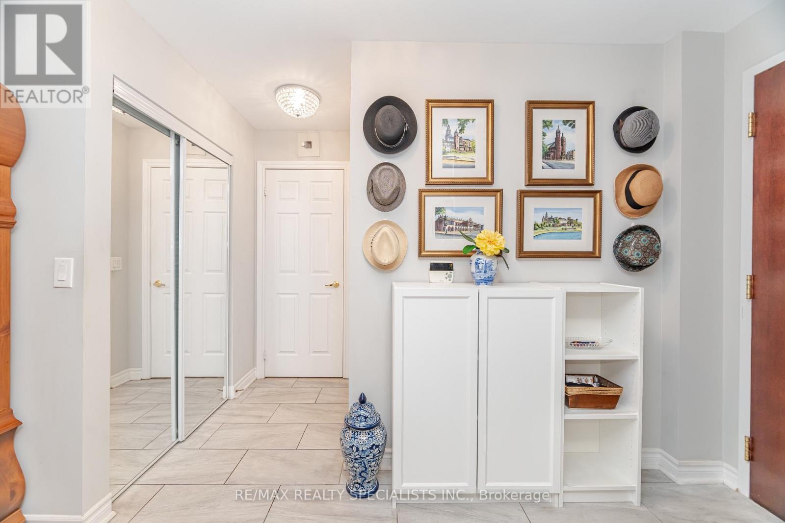 1005 - 5 Michael Power Place, Toronto, Ontario M9A 0A3 - Photo 6 - W13018662