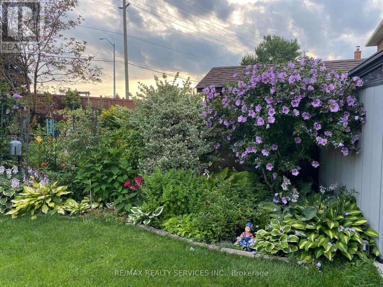 40 Crenshaw Court, Brampton, Ontario  L6Z 1W9 - Photo 35 - W13018704