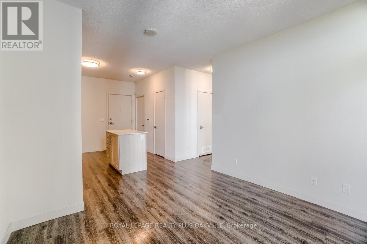 1701 - 2087 Fairview Street, Burlington, Ontario  L7R 2C8 - Photo 17 - W13018730