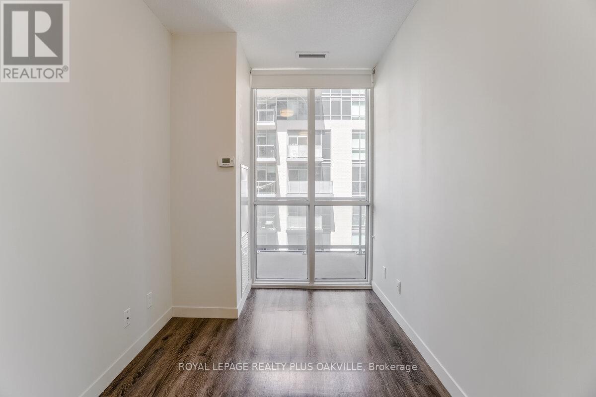 1701 - 2087 Fairview Street, Burlington, Ontario  L7R 2C8 - Photo 19 - W13018730