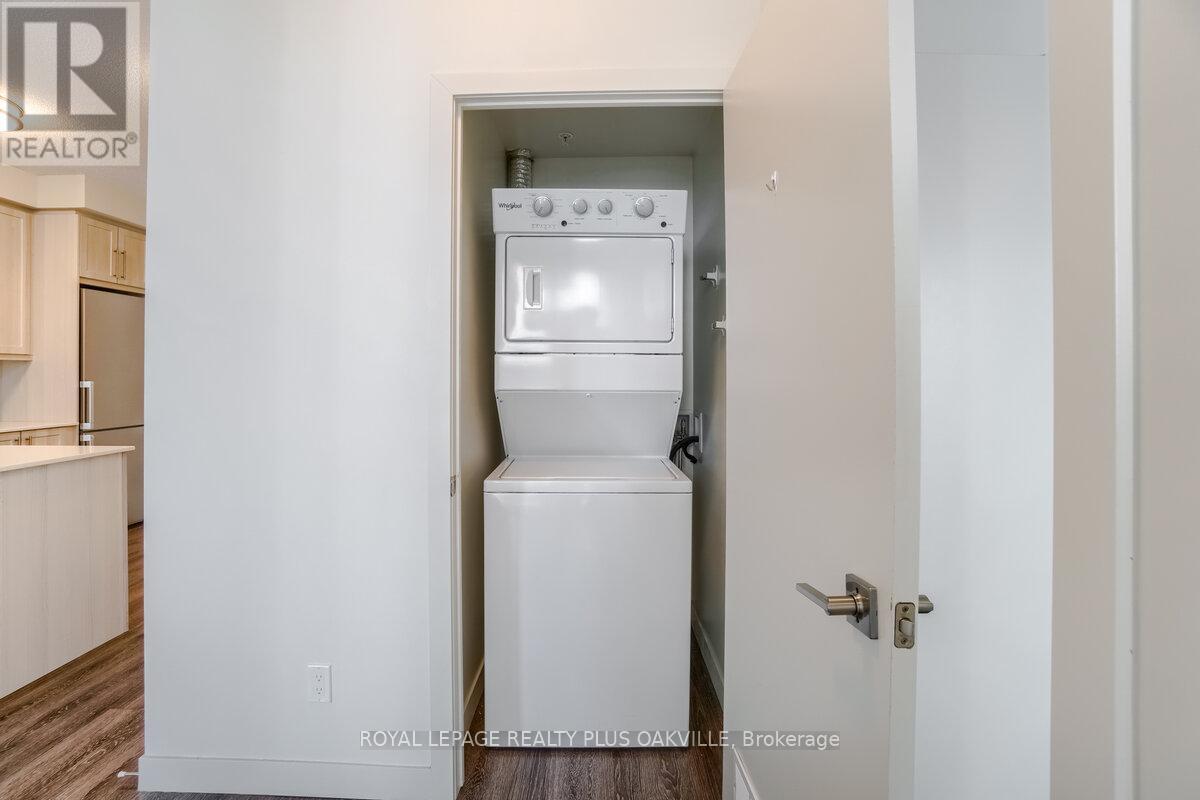 1701 - 2087 Fairview Street, Burlington, Ontario  L7R 2C8 - Photo 22 - W13018730