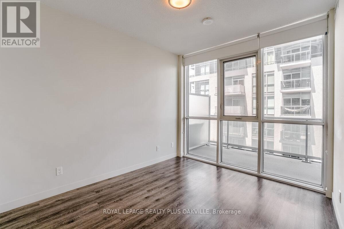 1701 - 2087 Fairview Street, Burlington, Ontario  L7R 2C8 - Photo 24 - W13018730