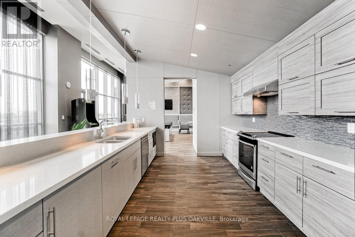 1701 - 2087 Fairview Street, Burlington, Ontario  L7R 2C8 - Photo 37 - W13018730