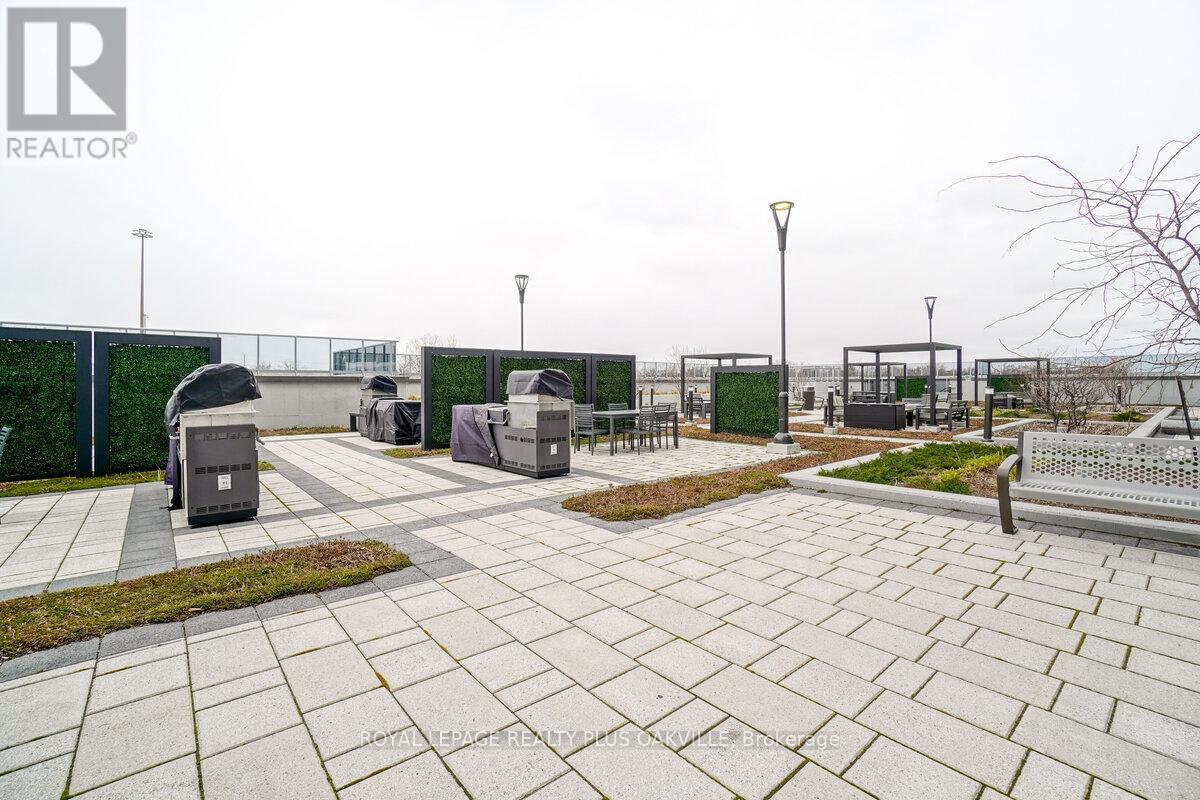 1701 - 2087 Fairview Street, Burlington, Ontario  L7R 2C8 - Photo 39 - W13018730