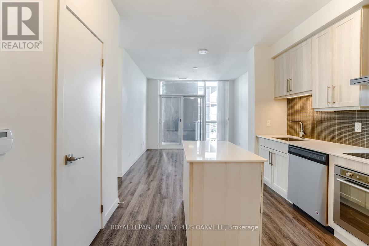 1701 - 2087 Fairview Street, Burlington, Ontario  L7R 2C8 - Photo 7 - W13018730