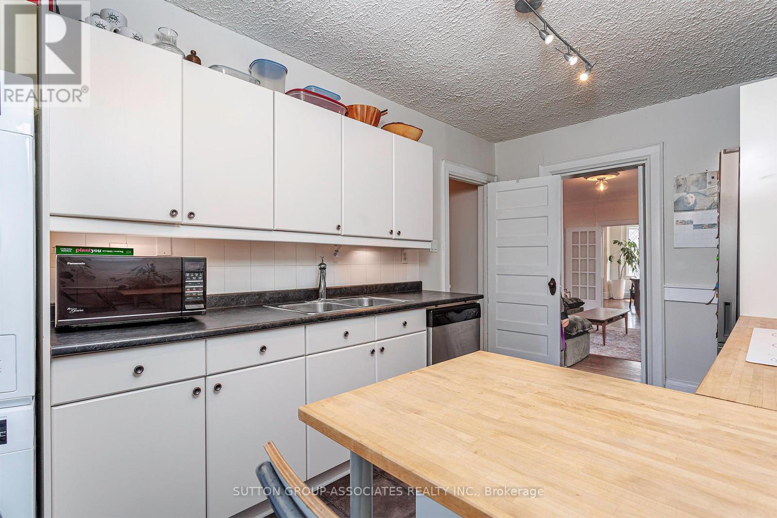 88 Westminster Avenue, Toronto, Ontario  M6R 1N4 - Photo 22 - W13018766