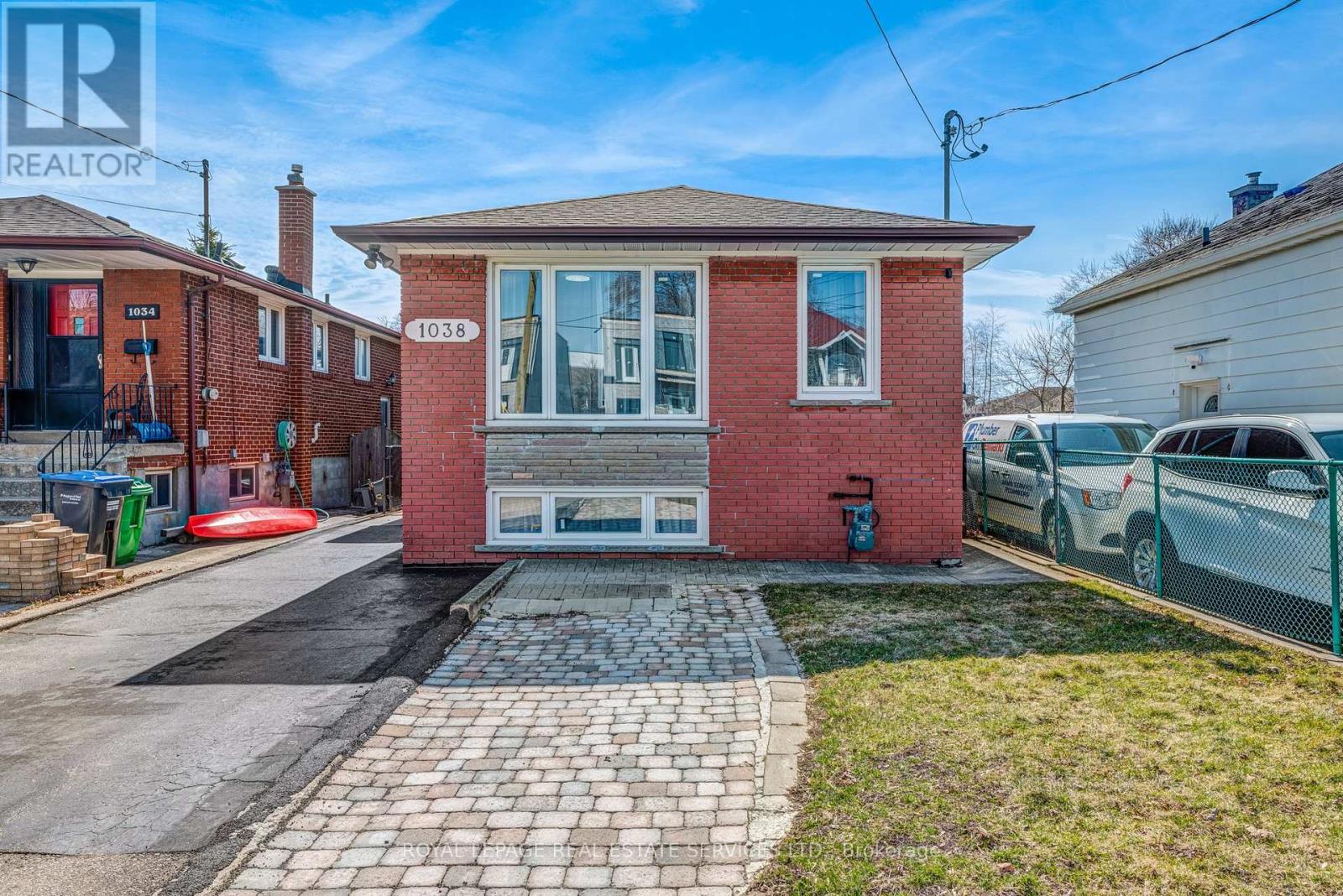 1038 ALEXANDRA AVENUE, Mississauga, Ontario