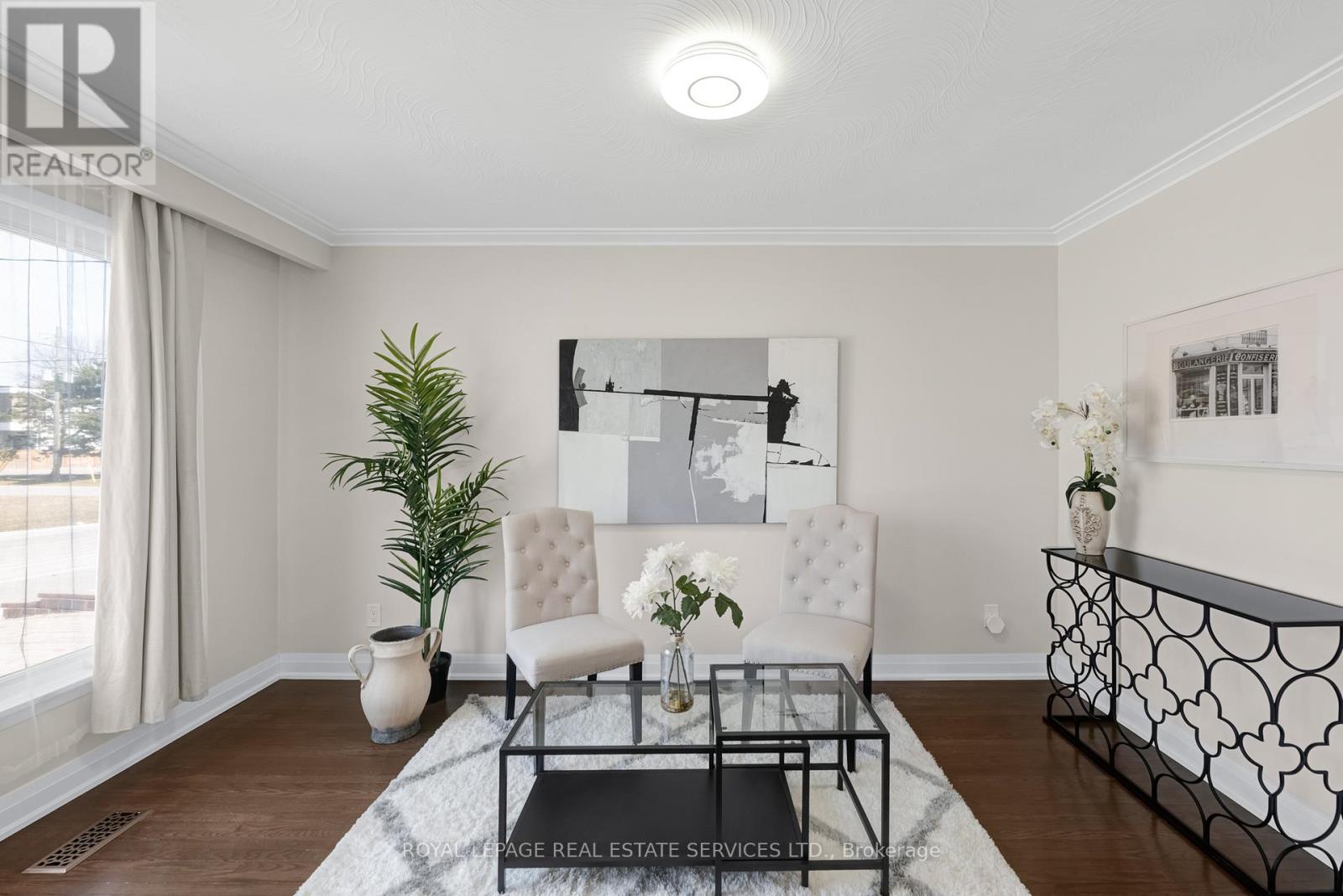 1038 Alexandra Avenue, Mississauga, Ontario  L5E 1Z8 - Photo 6 - W13018782