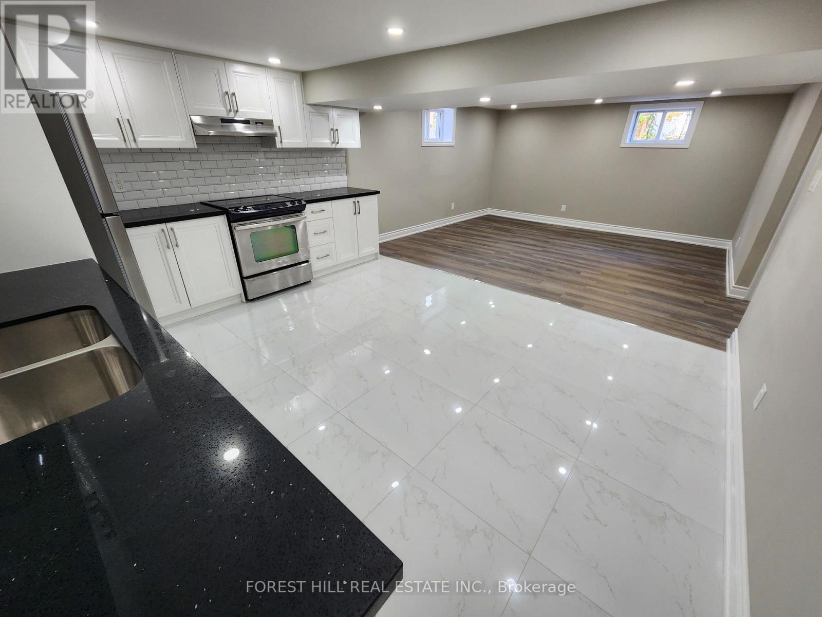 Lower - 2577 Whaley Drive, Mississauga, Ontario  L5B 1X1 - Photo 4 - W13018792