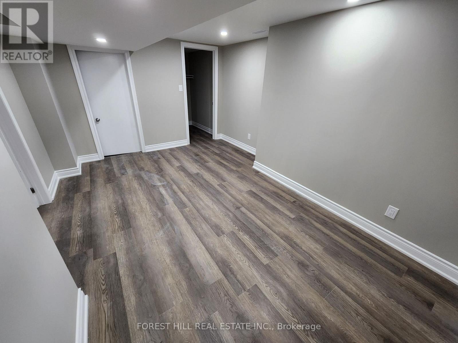 Lower - 2577 Whaley Drive, Mississauga, Ontario  L5B 1X1 - Photo 5 - W13018792