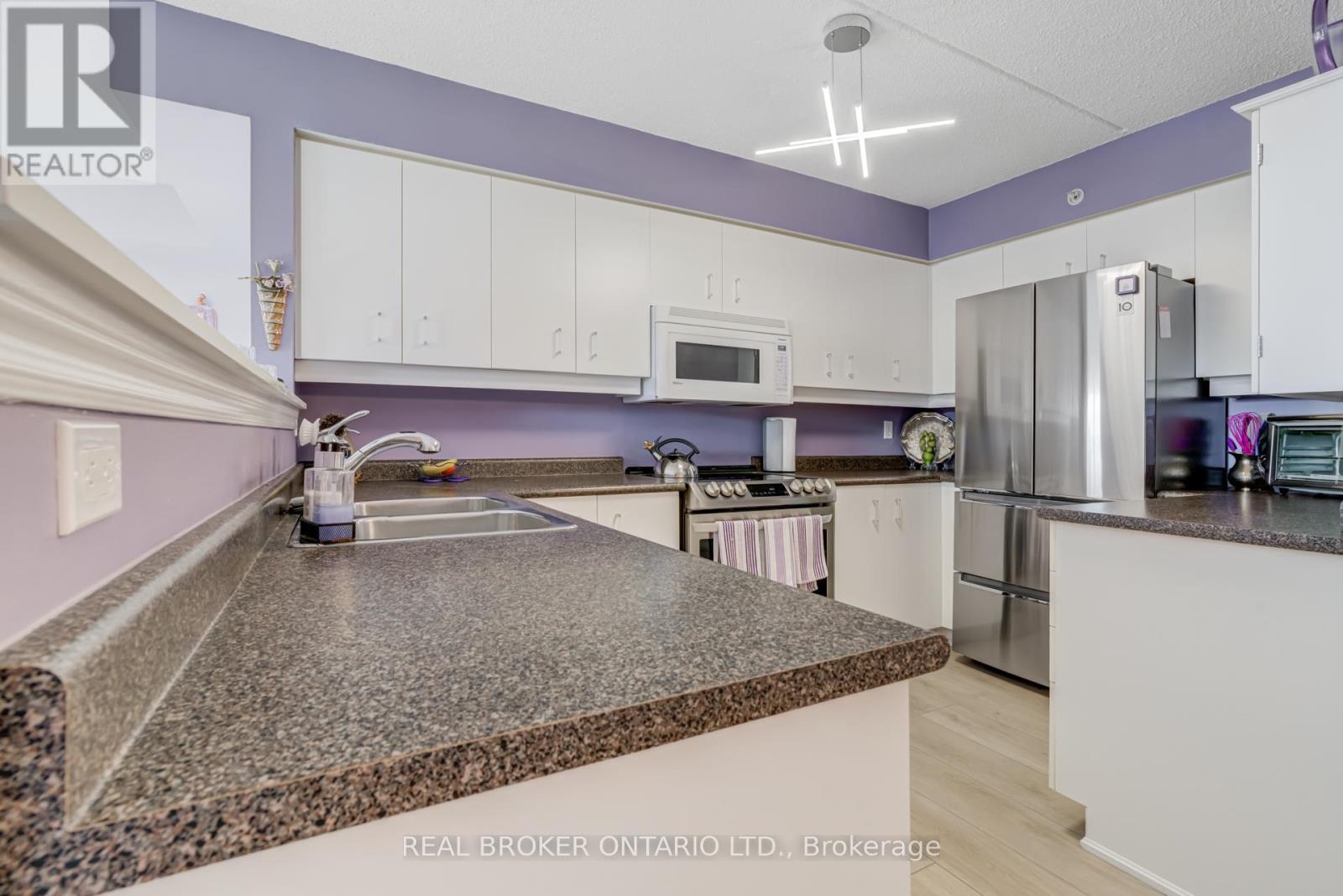 313 - 1460 Bishops Gate, Oakville, Ontario  L6M 4N5 - Photo 6 - W13018806