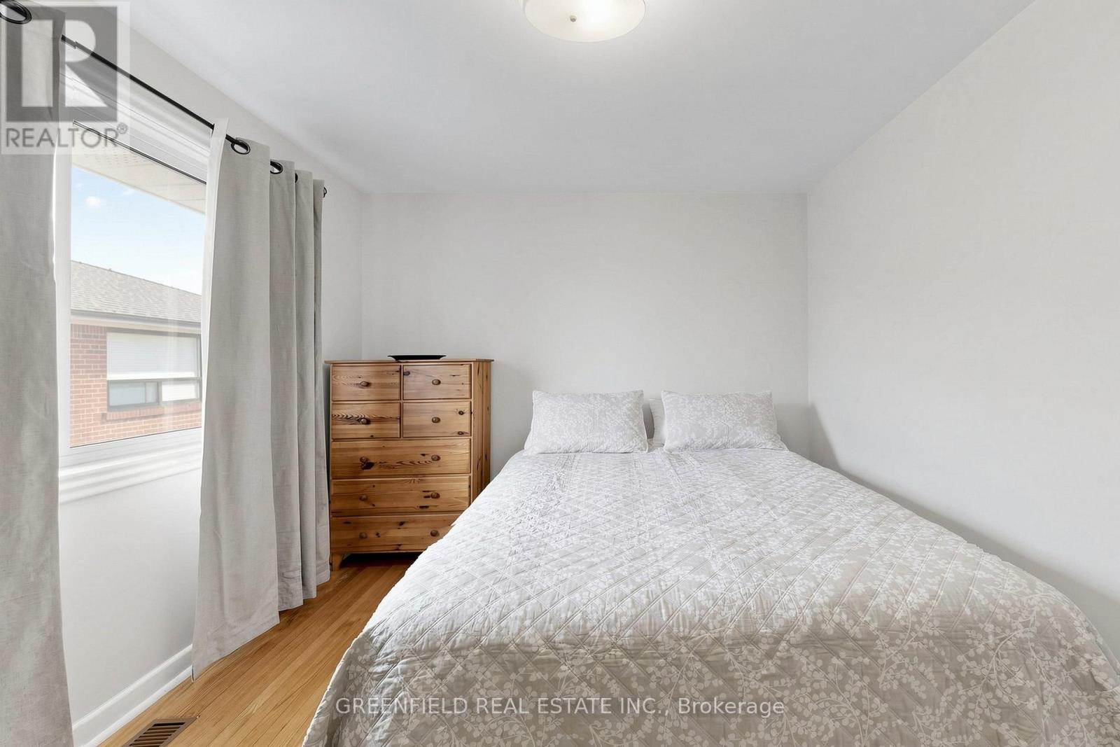 87 Mulholland Avenue, Toronto, Ontario  M6A 2S5 - Photo 22 - W13018826