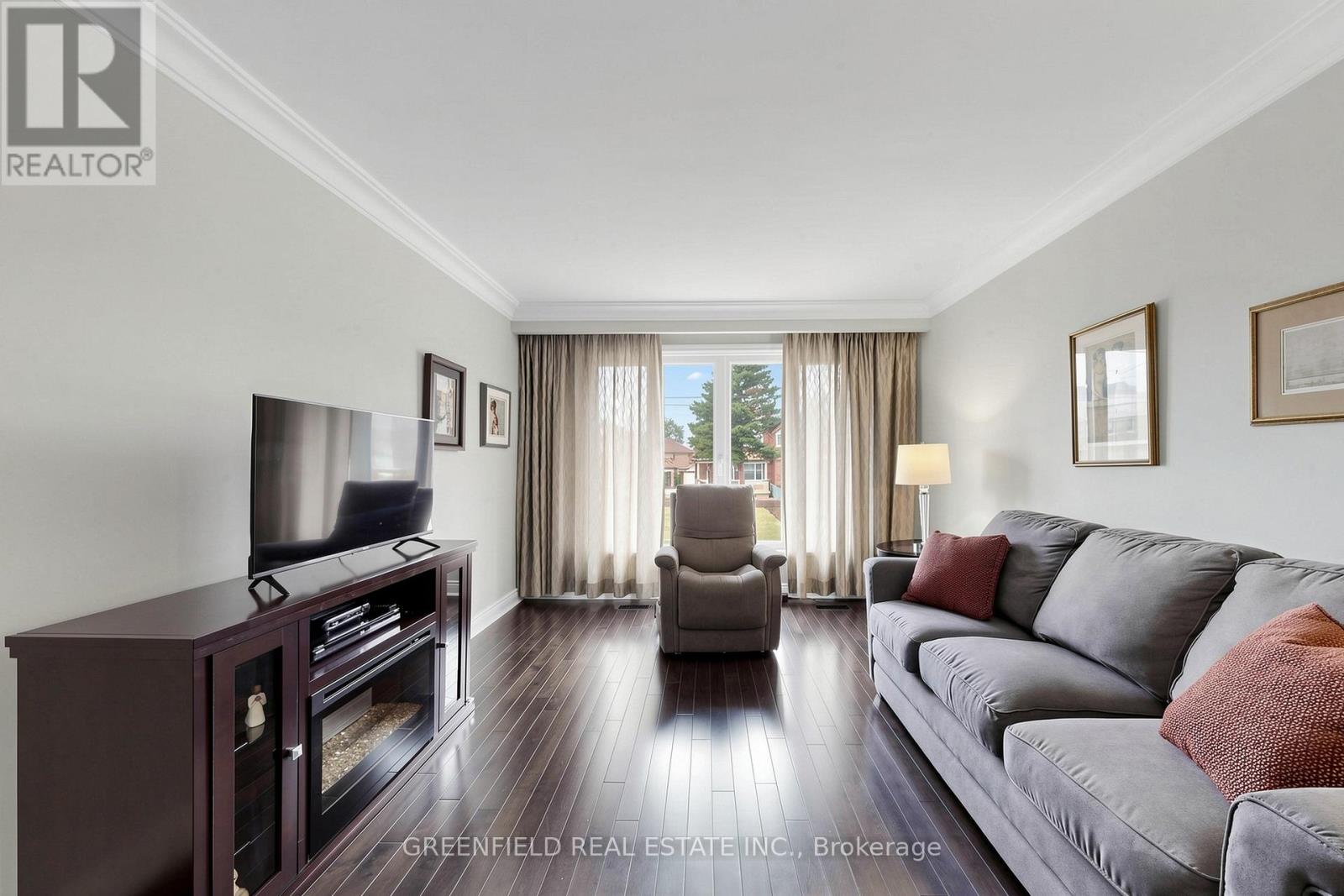 87 Mulholland Avenue, Toronto, Ontario  M6A 2S5 - Photo 3 - W13018826