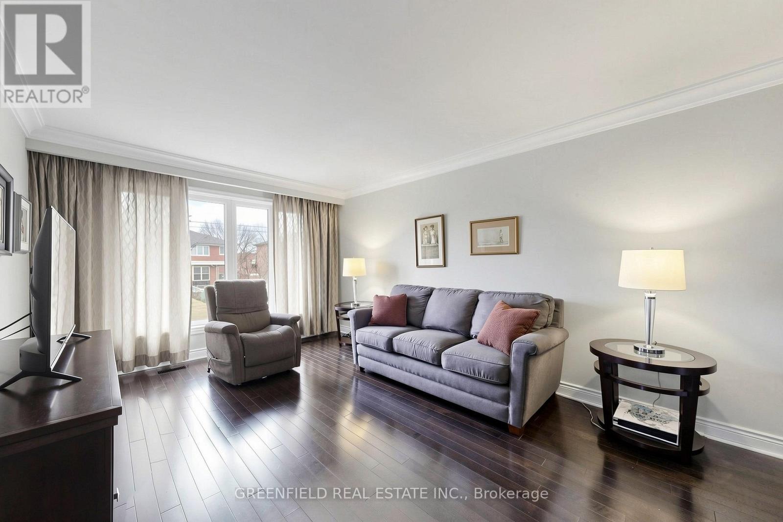 87 Mulholland Avenue, Toronto, Ontario  M6A 2S5 - Photo 4 - W13018826