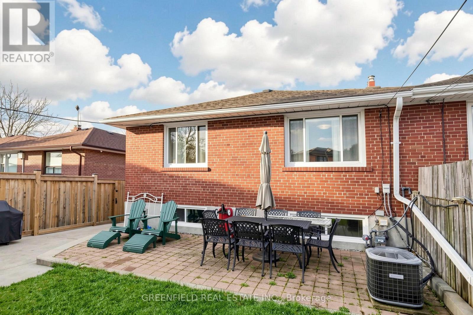 87 Mulholland Avenue, Toronto, Ontario  M6A 2S5 - Photo 41 - W13018826