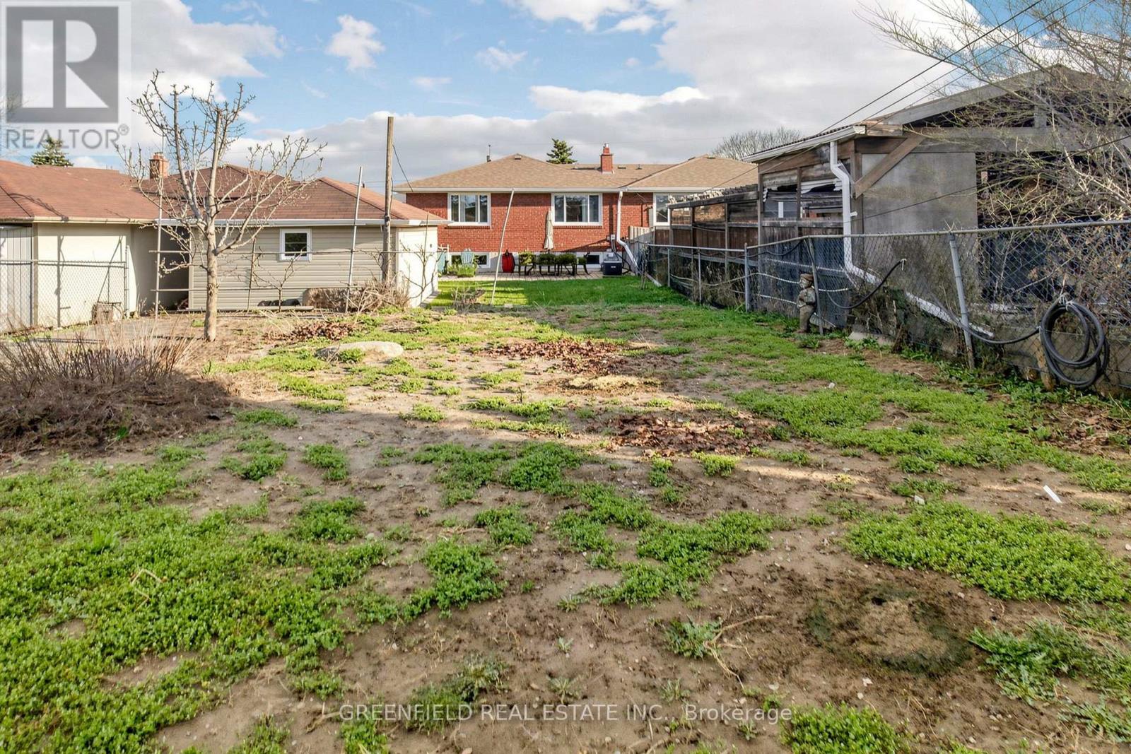 87 Mulholland Avenue, Toronto, Ontario  M6A 2S5 - Photo 46 - W13018826