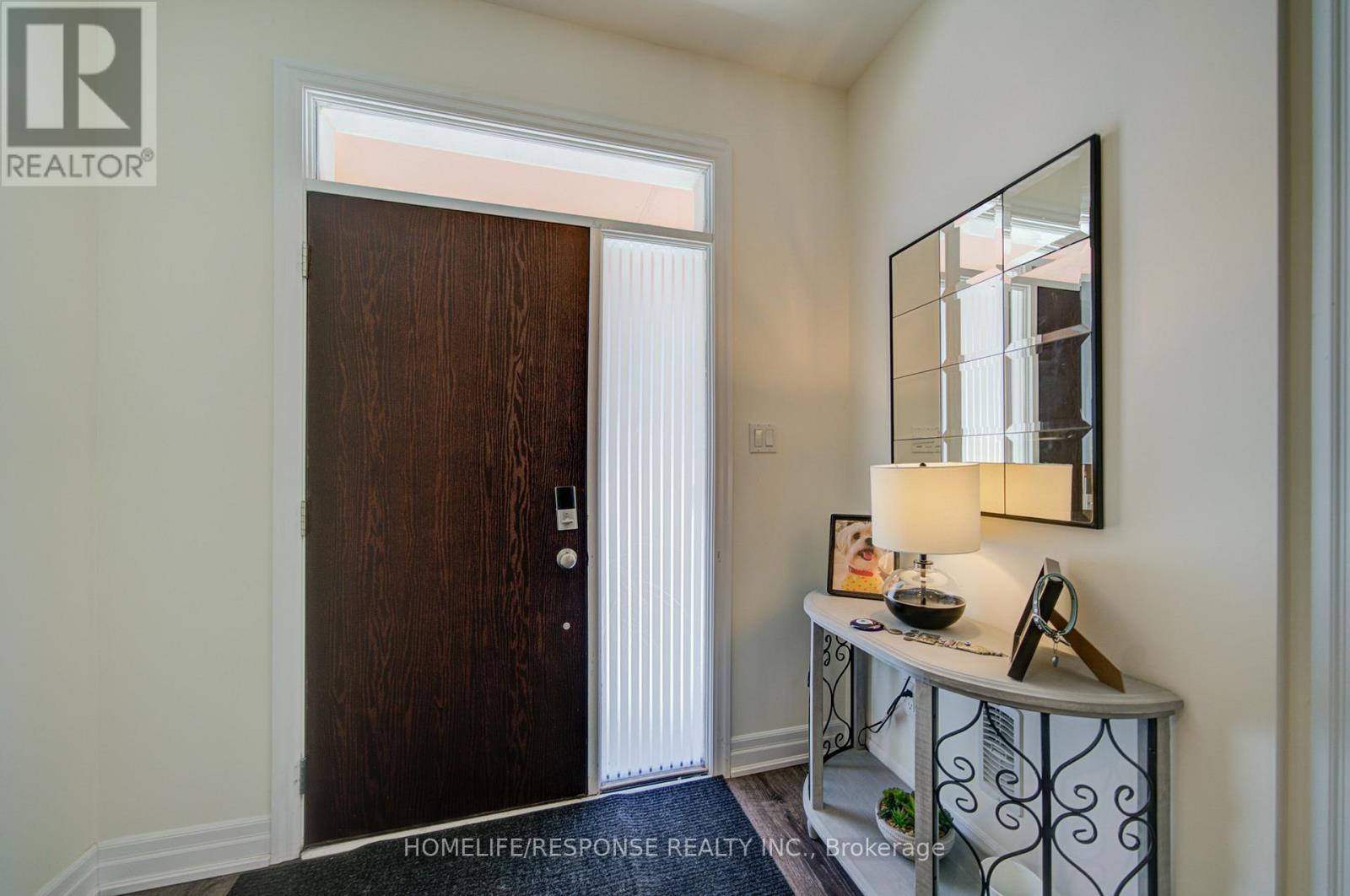 31 - 3023 Creekshore Common, Oakville, Ontario  L6M 1L8 - Photo 2 - W13018846