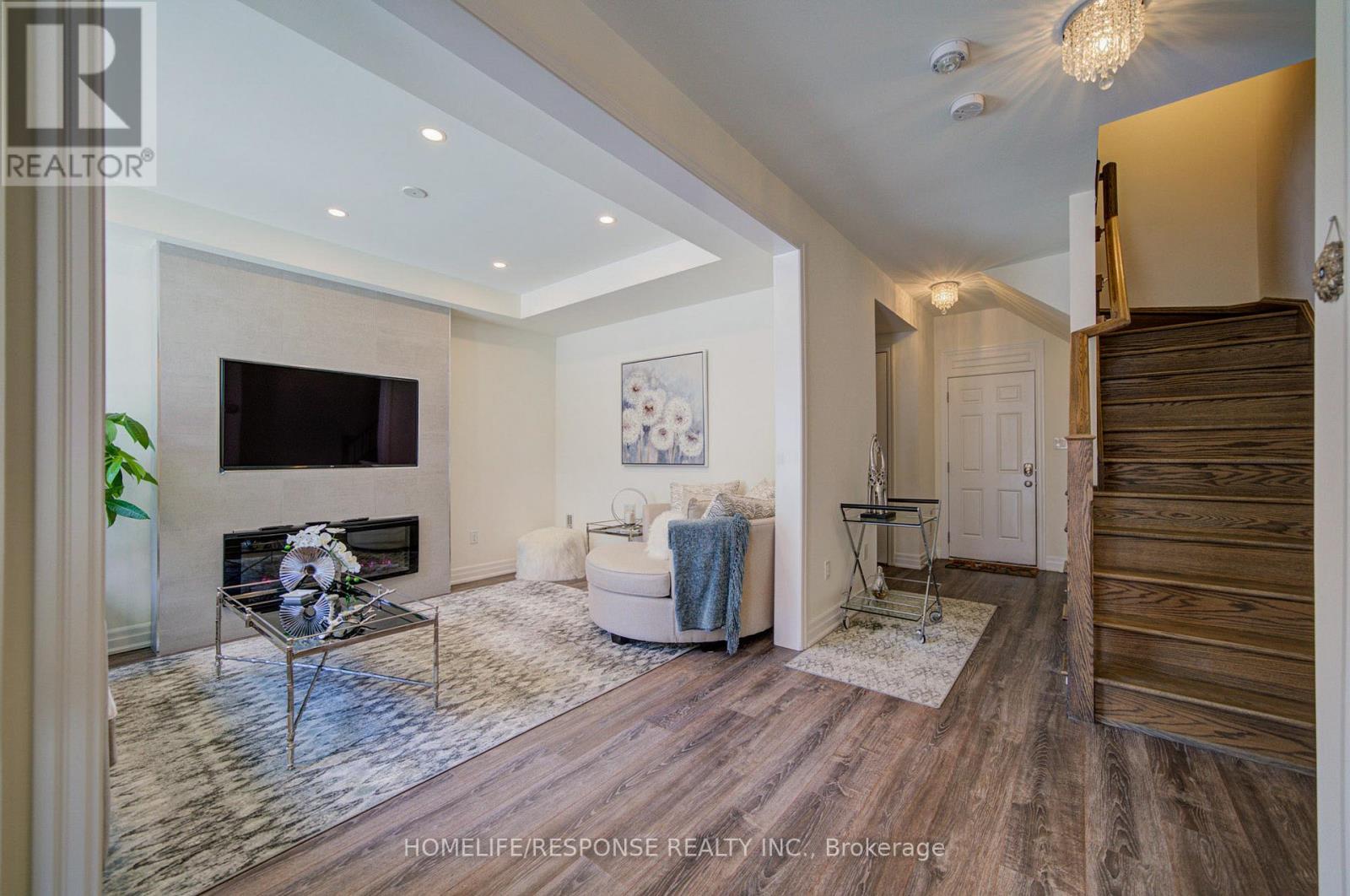 31 - 3023 Creekshore Common, Oakville, Ontario  L6M 1L8 - Photo 4 - W13018846