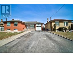 34 BELLEGLADE COURT, Toronto, Ontario