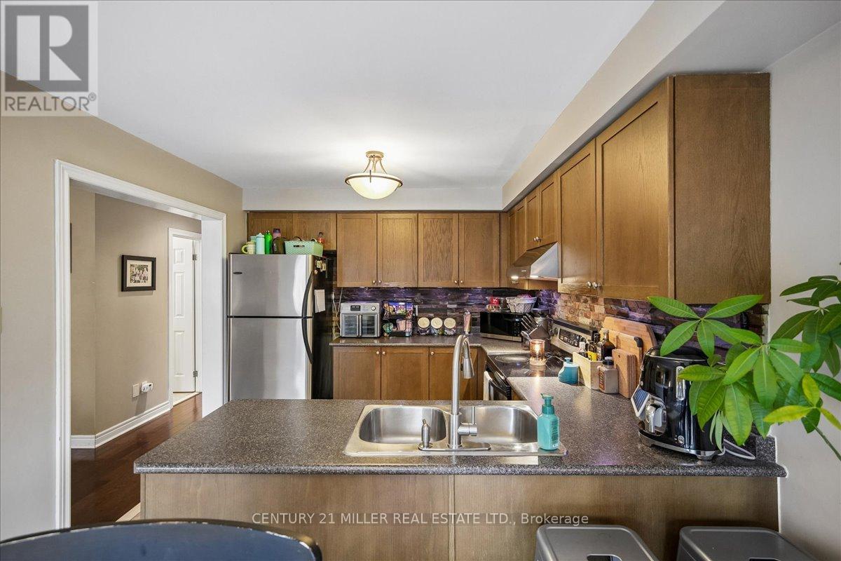 2400 Sequoia Way, Oakville, Ontario  L6M 4Z7 - Photo 12 - W13018862