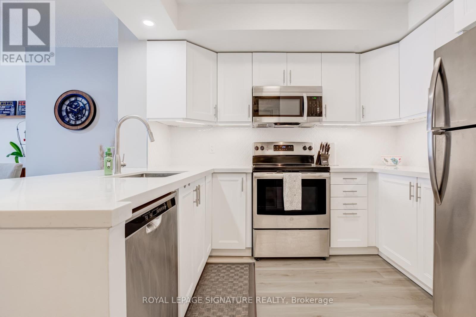 1006 - 2287 Lake Shore Boulevard W, Toronto, Ontario  M8V 3Y1 - Photo 6 - W13018924