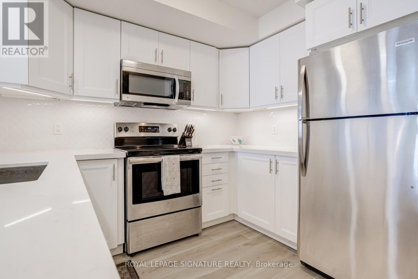 1006 - 2287 Lake Shore Boulevard W, Toronto, Ontario  M8V 3Y1 - Photo 7 - W13018924