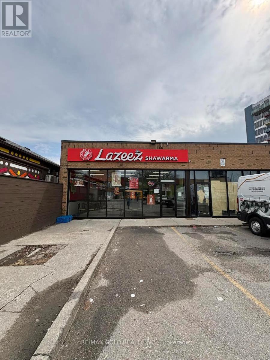 4 - 573 ROGERS ROAD, Toronto, Ontario