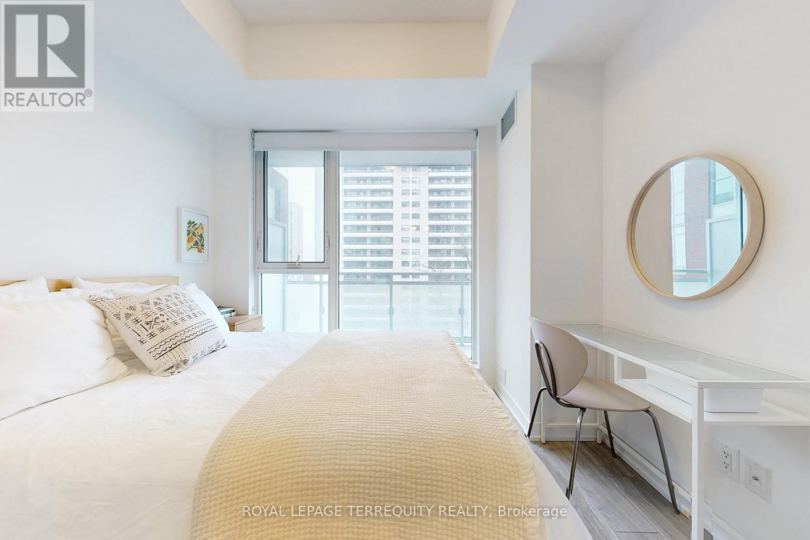 742 - 1830 Bloor Street W, Toronto, Ontario  M6P 0A2 - Photo 24 - W13018944