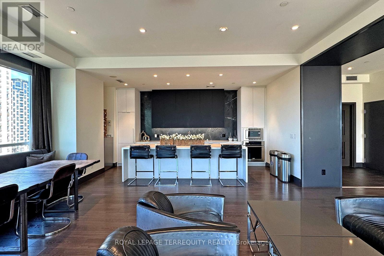 742 - 1830 Bloor Street W, Toronto, Ontario  M6P 0A2 - Photo 35 - W13018944