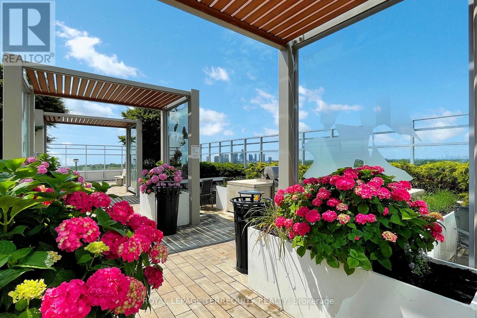 742 - 1830 Bloor Street W, Toronto, Ontario  M6P 0A2 - Photo 40 - W13018944