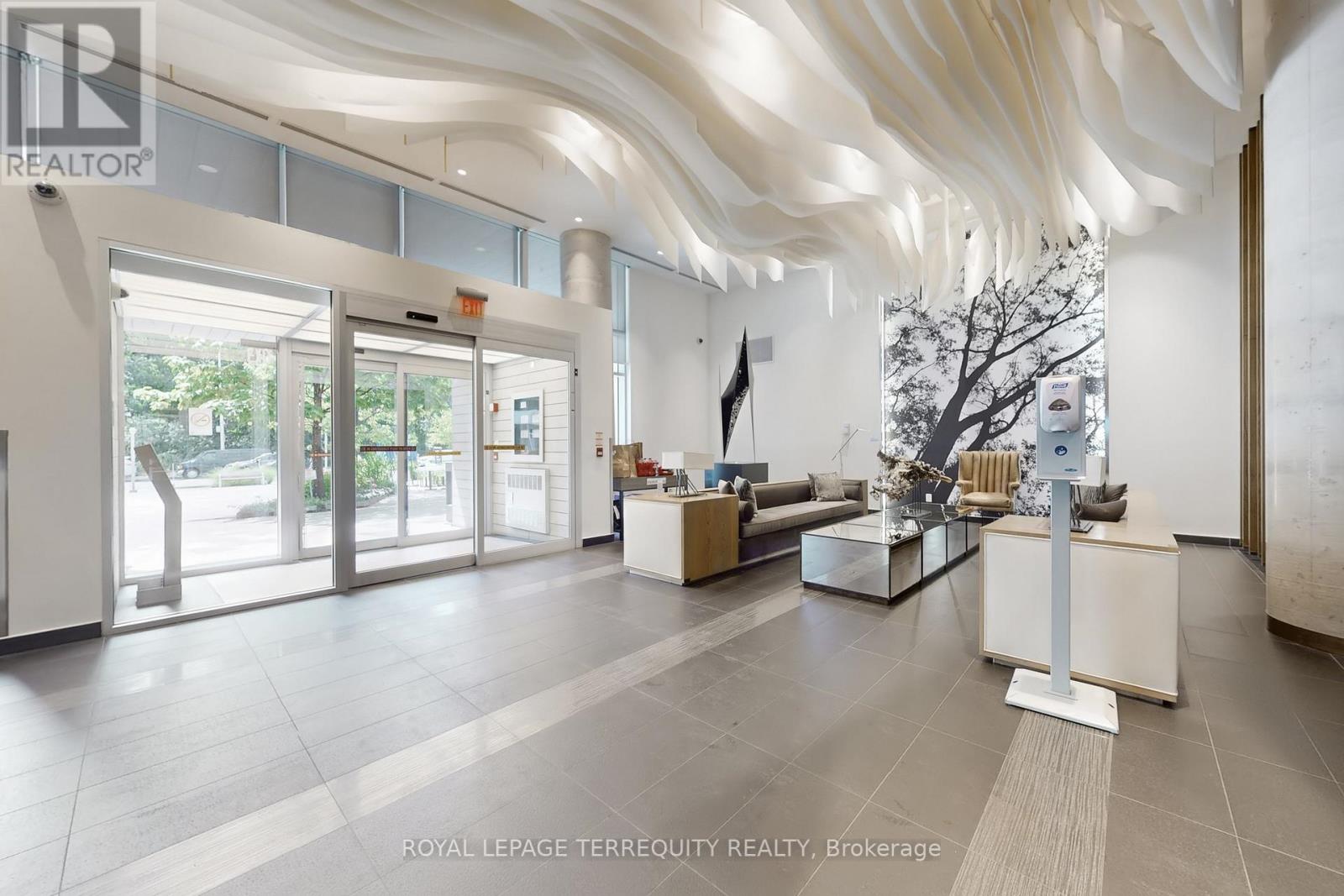 742 - 1830 Bloor Street W, Toronto, Ontario  M6P 0A2 - Photo 6 - W13018944