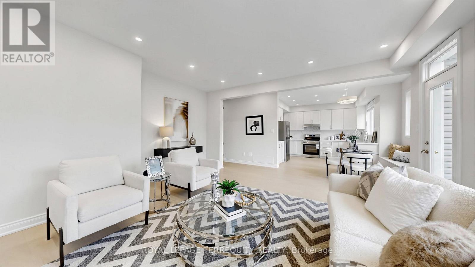 7146 Baskerville Run, Mississauga, Ontario  L5W 1W3 - Photo 11 - W13018974