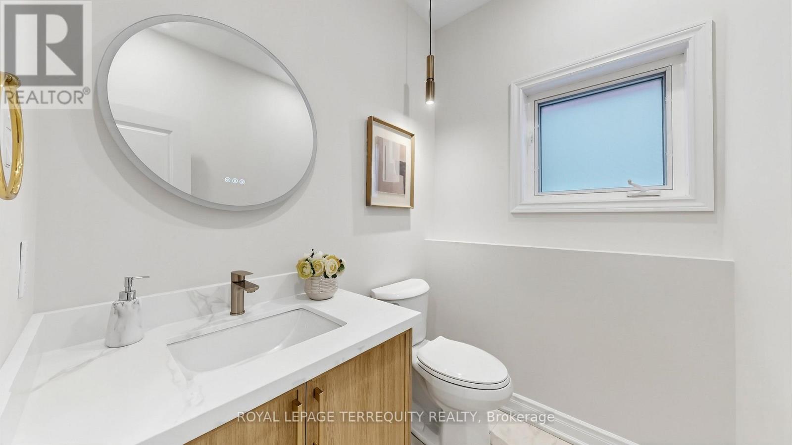 7146 Baskerville Run, Mississauga, Ontario  L5W 1W3 - Photo 16 - W13018974