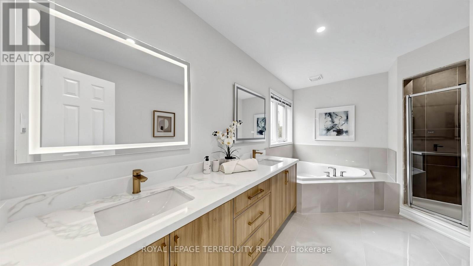 7146 Baskerville Run, Mississauga, Ontario  L5W 1W3 - Photo 22 - W13018974