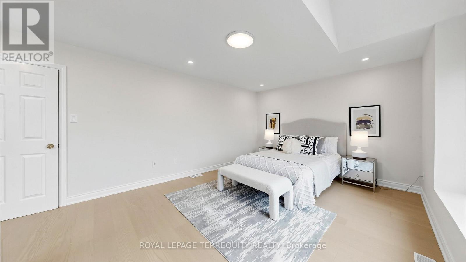 7146 Baskerville Run, Mississauga, Ontario  L5W 1W3 - Photo 25 - W13018974