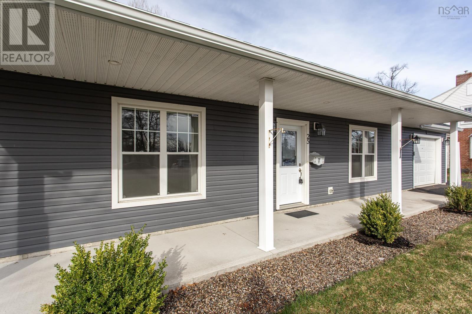 25 Gates Avenue, Middleton, Nova Scotia  B0S 1P0 - Photo 3 - 202603433