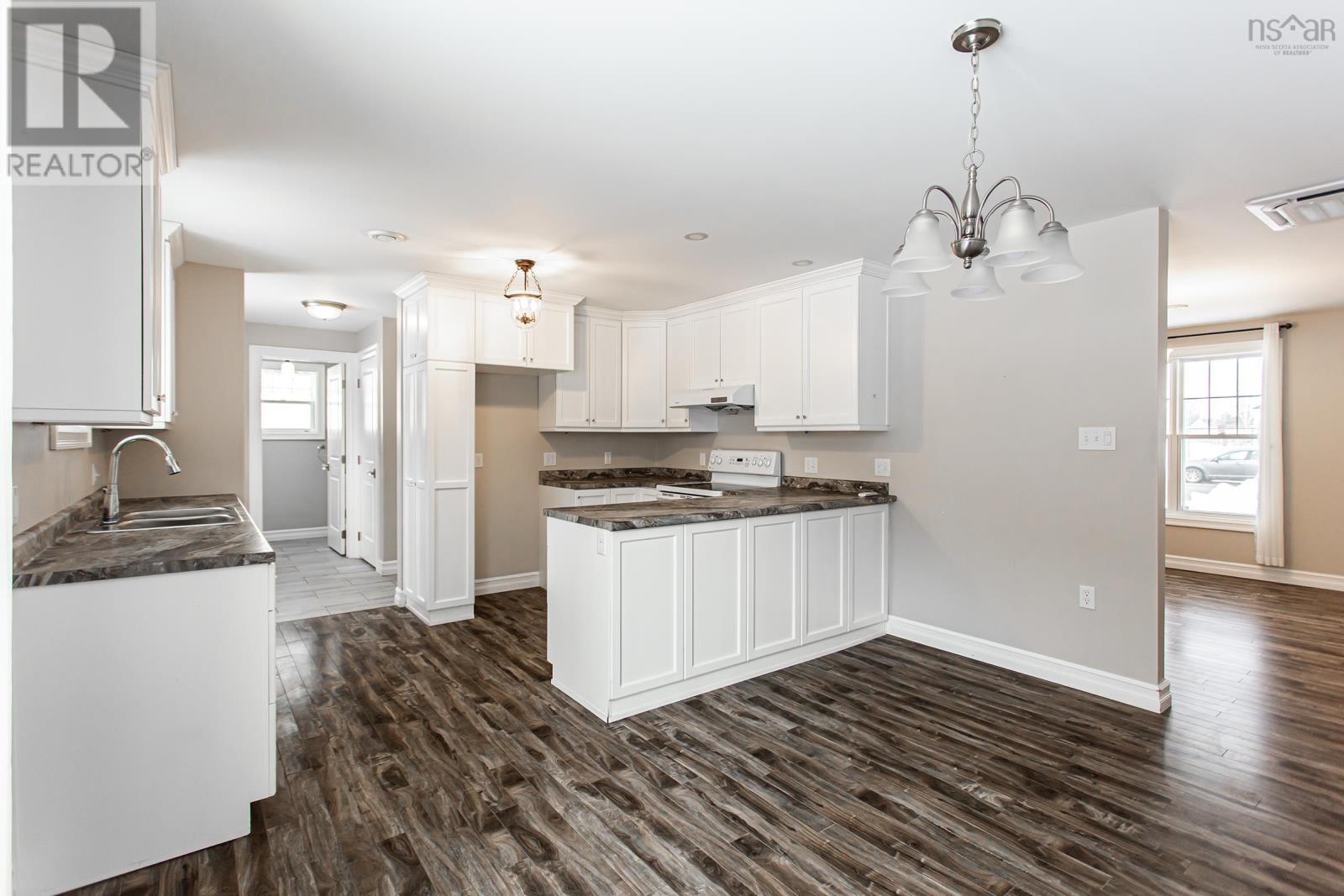 25 Gates Avenue, Middleton, Nova Scotia  B0S 1P0 - Photo 7 - 202603433