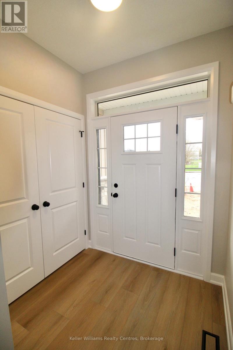 258 7th Street, Hanover, Ontario  N4N 1G9 - Photo 3 - X13015742