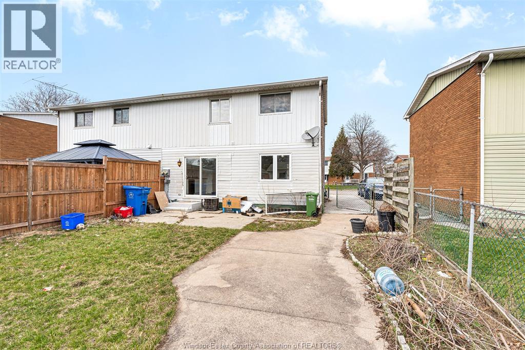 10349 Shenandoah, Windsor, Ontario  N8R 1B6 - Photo 5 - 26008566