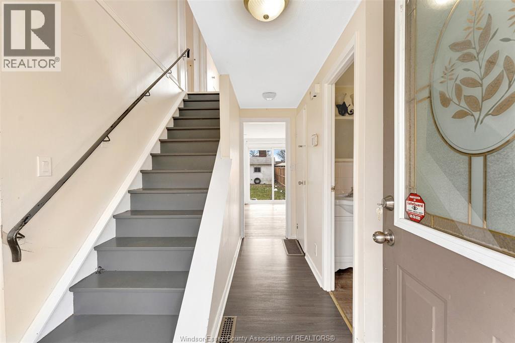 10349 Shenandoah, Windsor, Ontario  N8R 1B6 - Photo 7 - 26008566