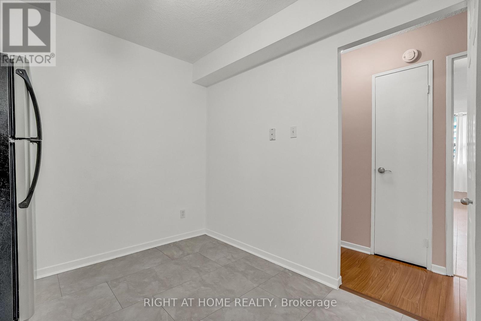 603 - 10 Tangreen Court, Toronto, Ontario  M2M 4B9 - Photo 21 - C12914376